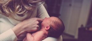 Hormonen & Bevalling: wat er écht in je lichaam gebeurt na de geboorte